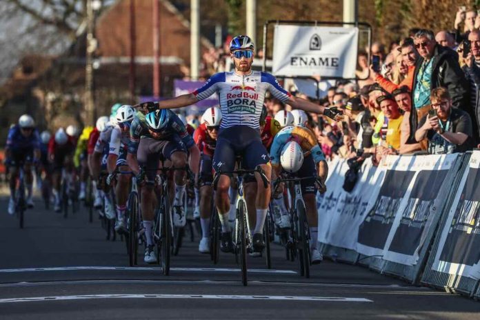 Meeus_Samyn